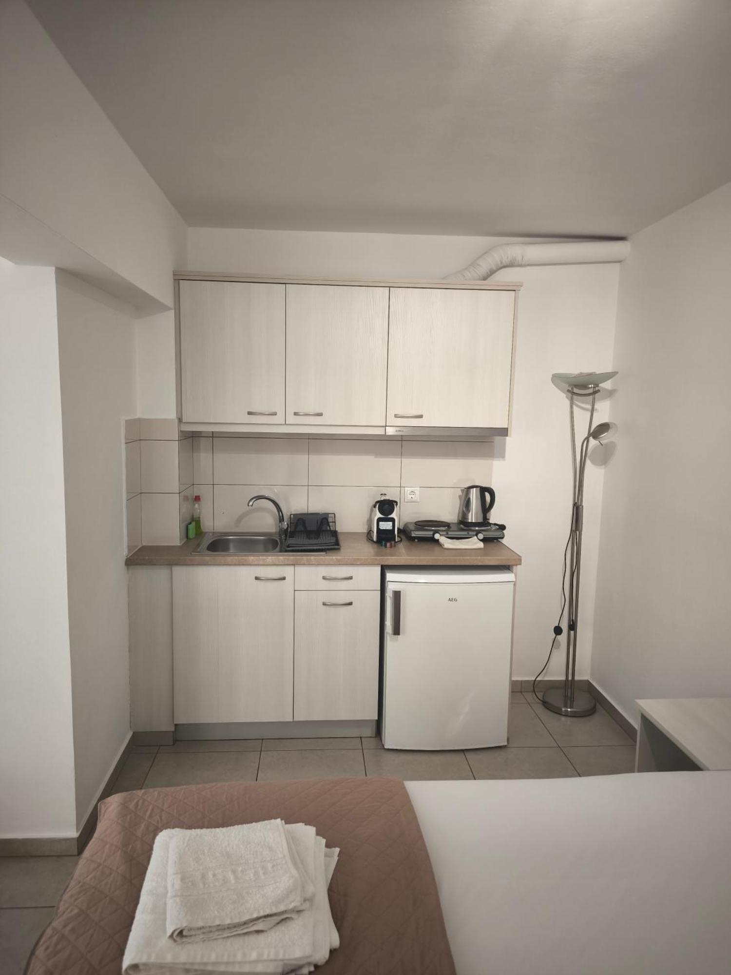 Alexia Rooms Palaiochora Dış mekan fotoğraf